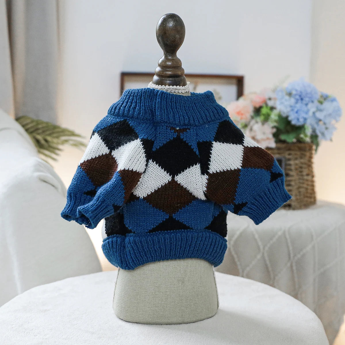 1PC pet clothing blue coffee diamond grid sweater pullover knitted sweater suitable for small and medium-sized dogs